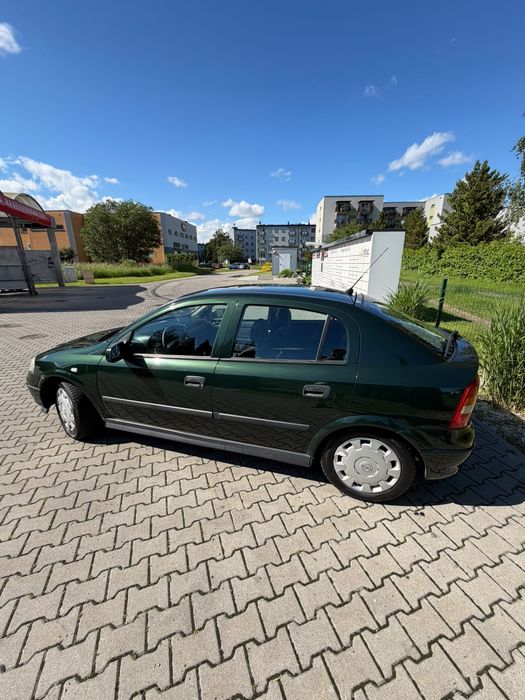 Opel Astra. 2001