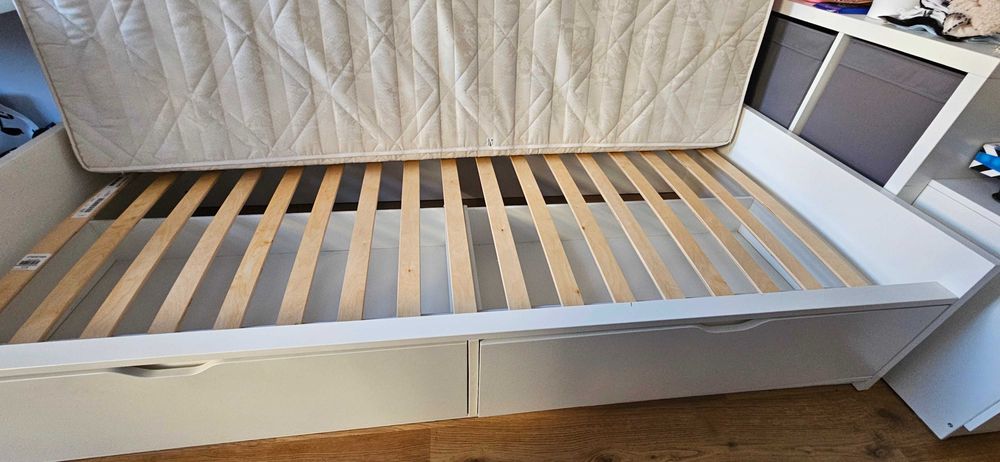 Łóżko Ikea 90x200 z szufladami