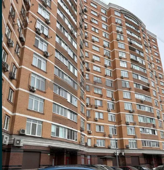 Продаж 1 к  з ремонтом !! м. Вишневе