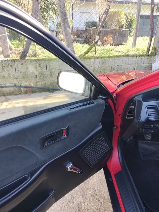 Honda CRX de 1990 todo original.