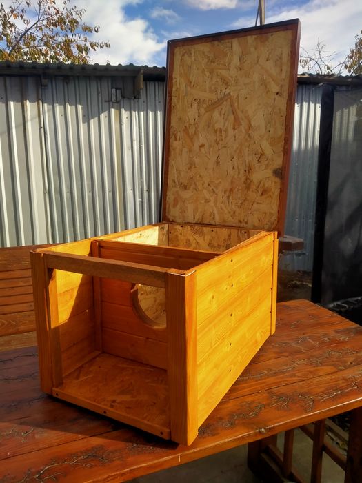 Будиночок для котів, собак / домик для котов и собак