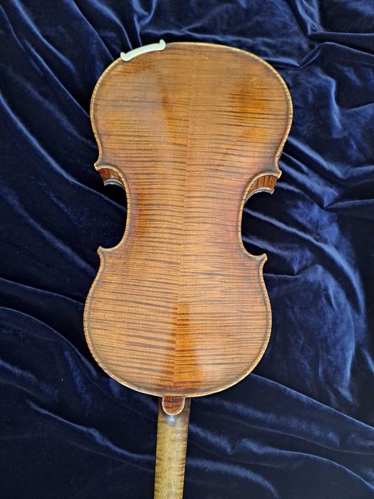 Szwajcarskie skrzypce lutnicze