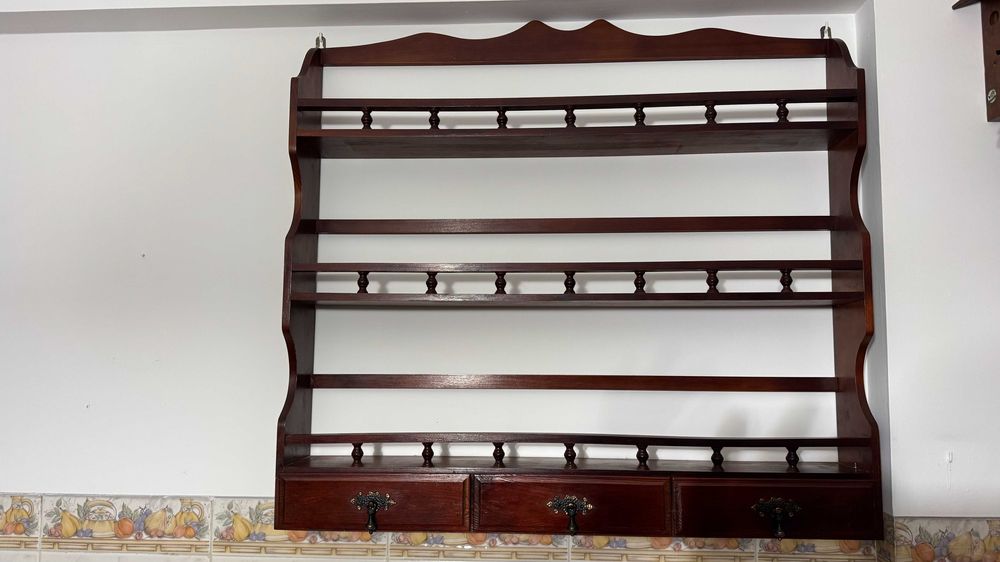 Estante decorativa de parede