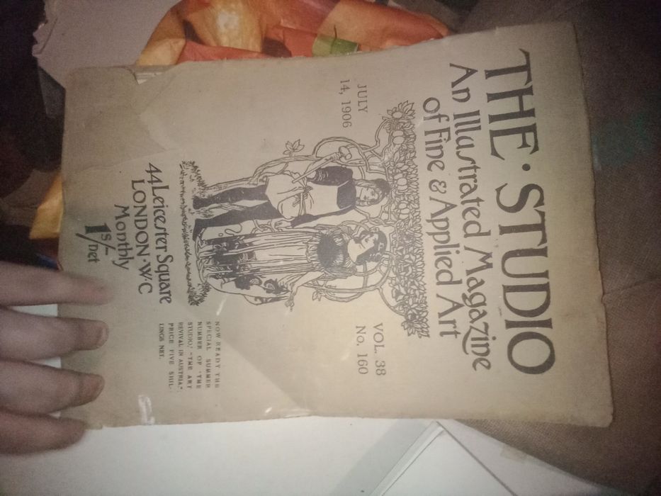 Desenho e livros selo