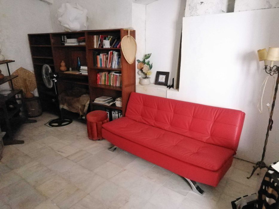 Casa ampla no Alentejo. Sala jogos, piscina e jardim