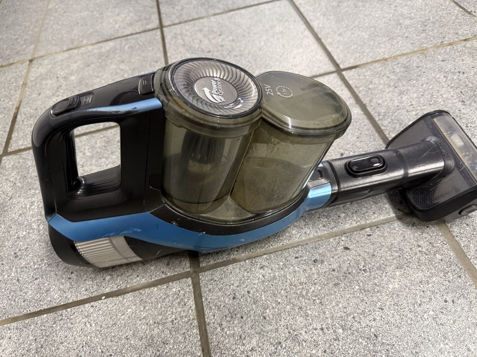 Odkurzacz pionowy Philips AquaPro