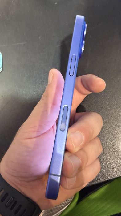 Iphone 16 - seminovo