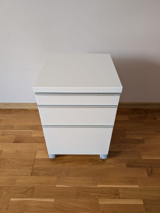 Комод на коліщатках IKEA