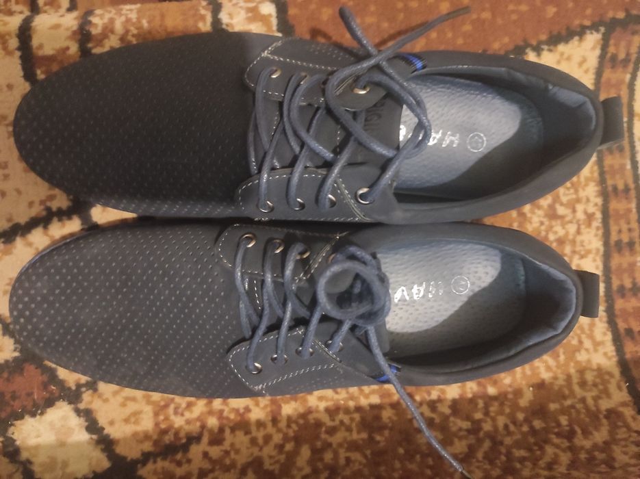 Sprzedam buty młodzieżowo /męskie