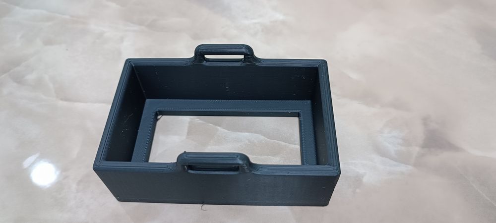 Кріплення акумулятора для кораблика