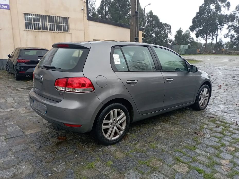 VW Golf VI 1.6 Tdi 2010 para peças