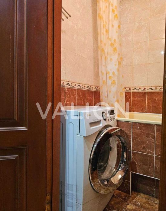 Продам 3кім.квартиру 76кв.м. Софіївська Борщагівка пров.Шкільний,1Б