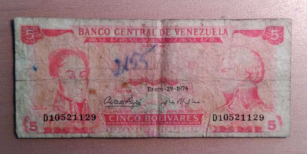 Notas dinheiro moeda nacional estrangeiro