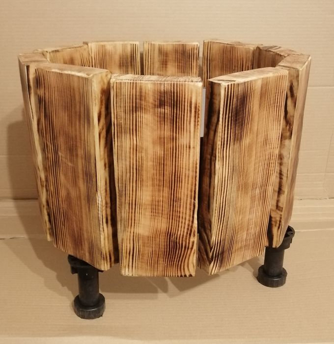 Кашпо. Підвазонник. Декор