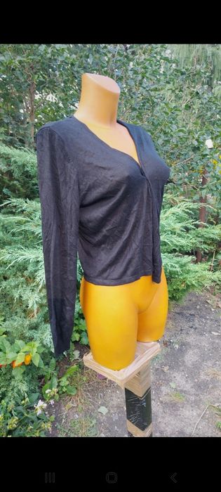 Narzutka damska czarna z ażurami rozmiar 42/44 firma PRIMARK