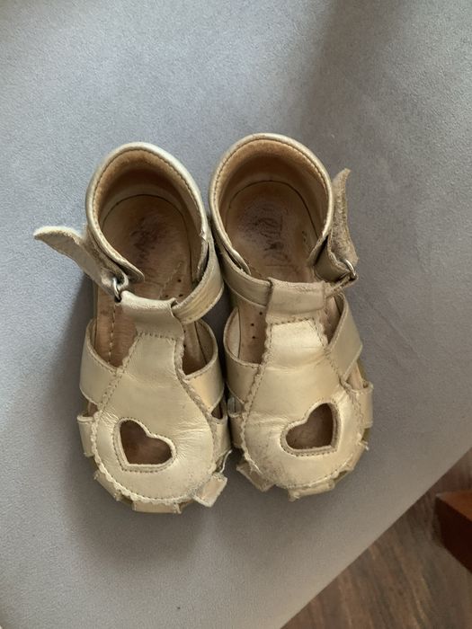 Sandały Emel 23 złote