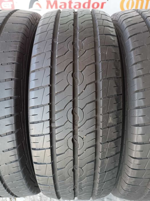 Літні шини 215/70 R15C  Semperit van-life 2