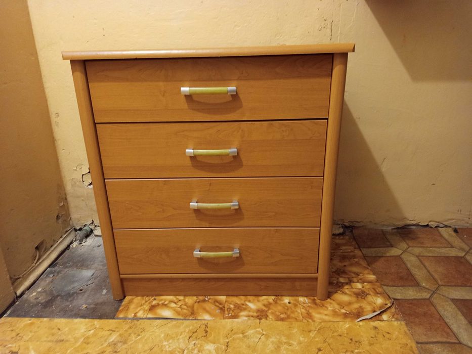 Oddam za darmo komodę