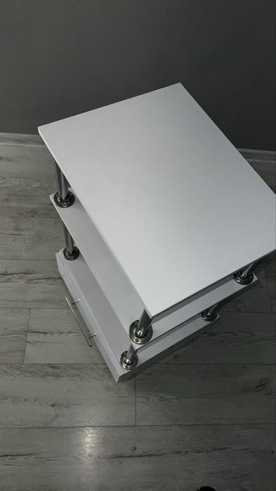 Продам этажерку