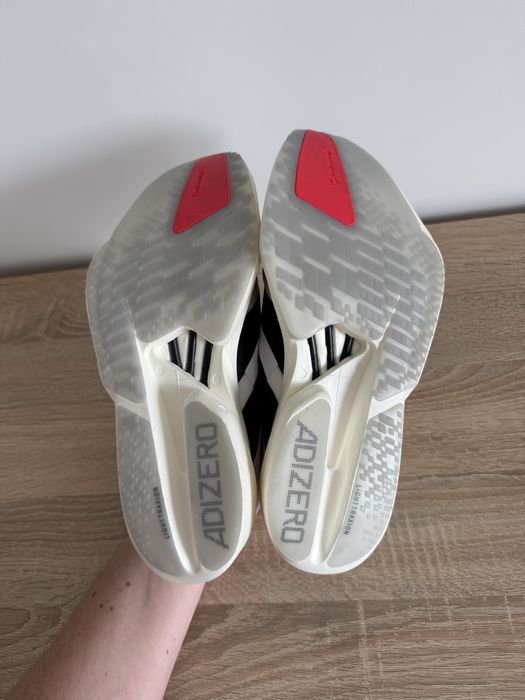 Продам оригінальні КРОСІВКИ ДЛЯ БІГУ ADIZERO ADIOS PRO 4 44(28см) нові!!!
