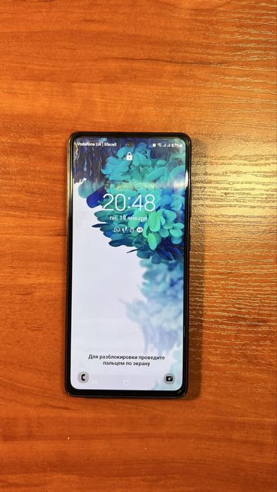 Samsung S20 FE  (128GB)  темно-синього кольору