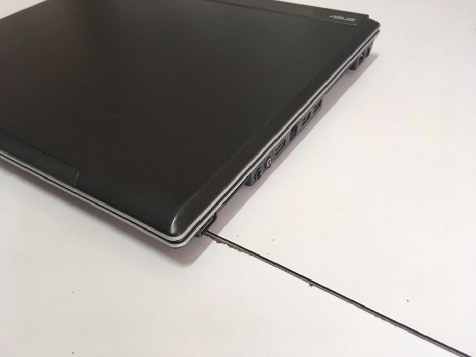 Asus V6JX00J
