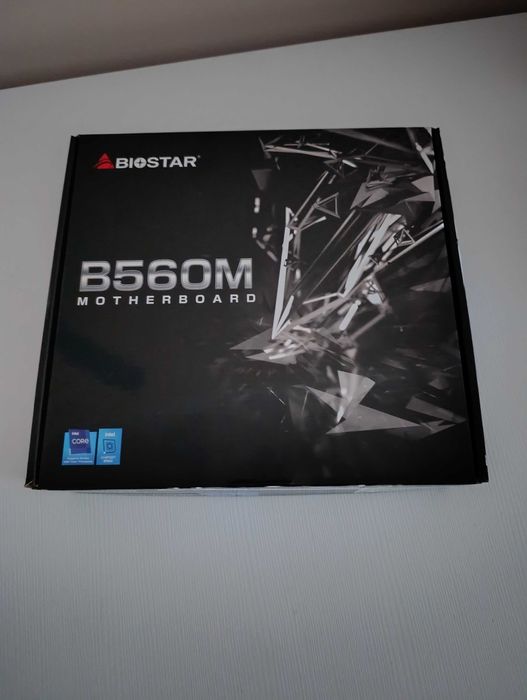 Материнська плата