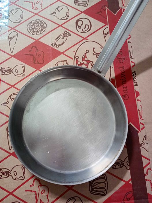 Сковородка не большая произ-ство СССР нержавейка в идеальном состоянии