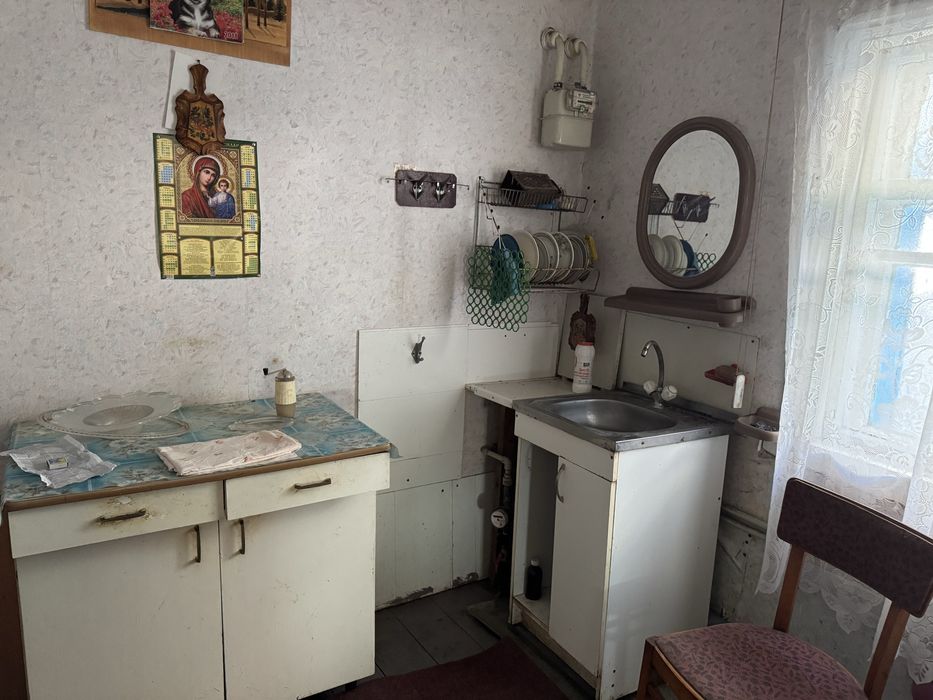 Продажться будинок