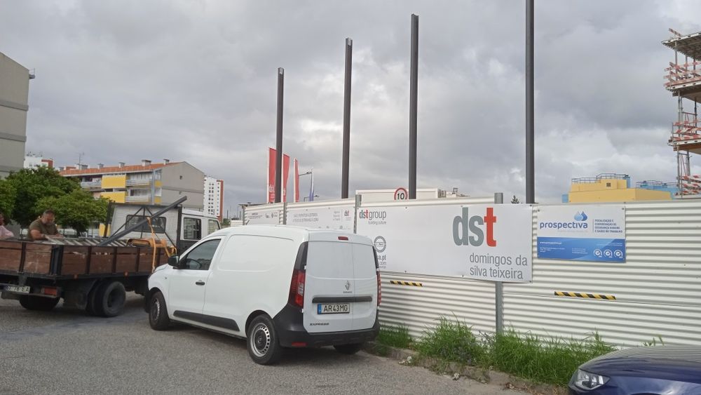 Estruturas metálicas, telhado sanduíche, estrutura para outdoor