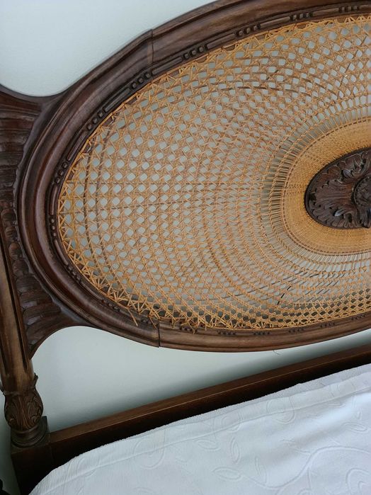 Cama de casal Luís XVI