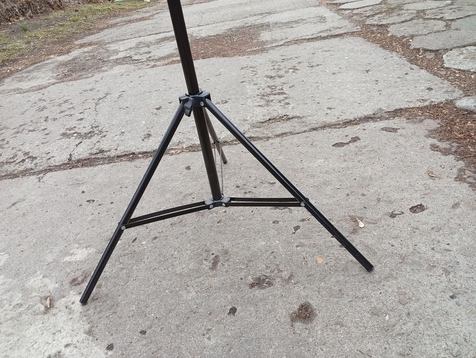 Statyw oświetleniowy 235cm wysokości jedyne 29,99PLN