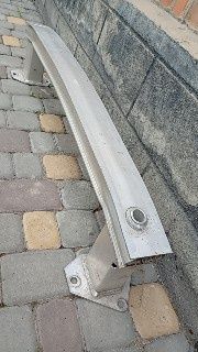 Підсилювач бампера шевроле болт