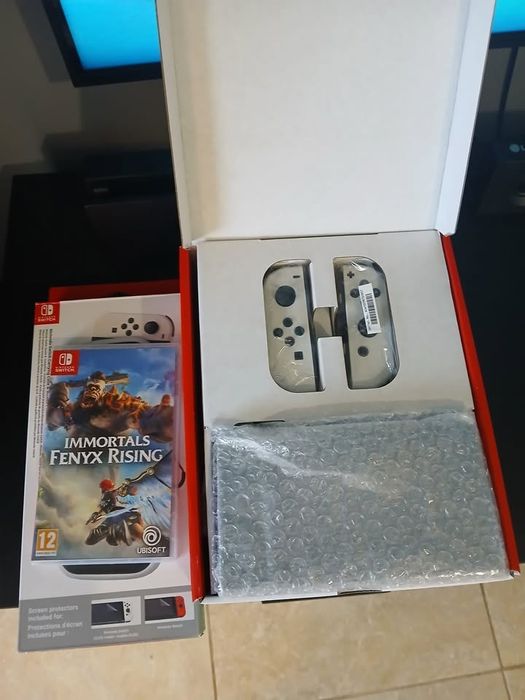 Consola Nintendo Switch OLED com fatura