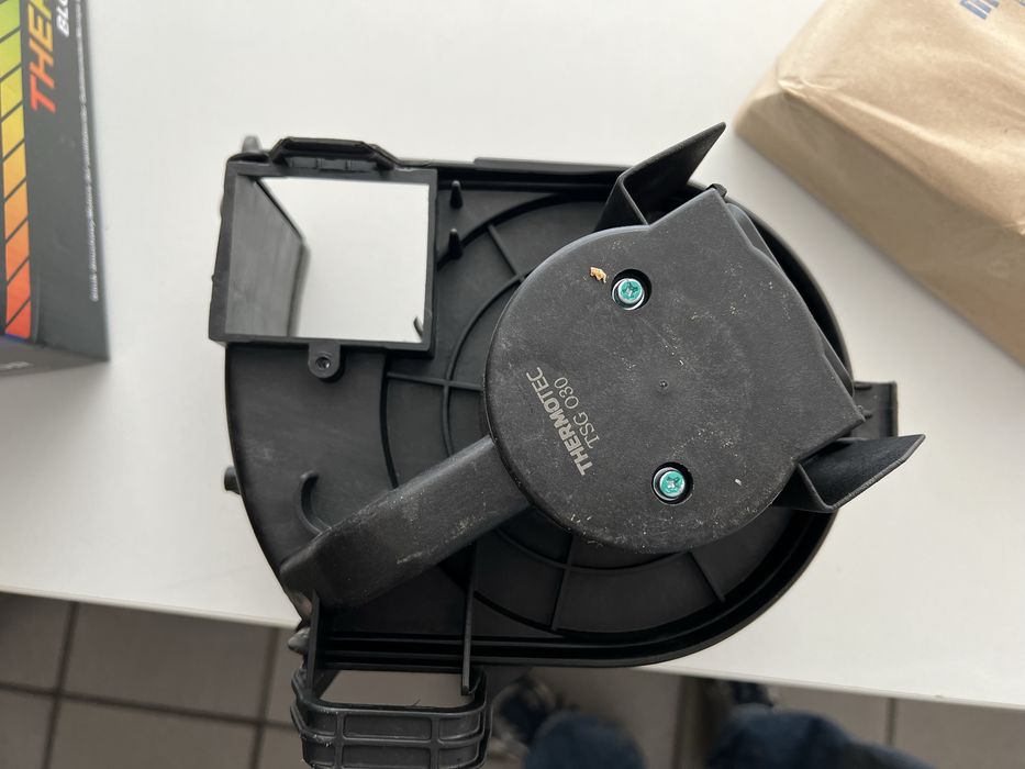 Вентилятор пічки Renault kangoo 1