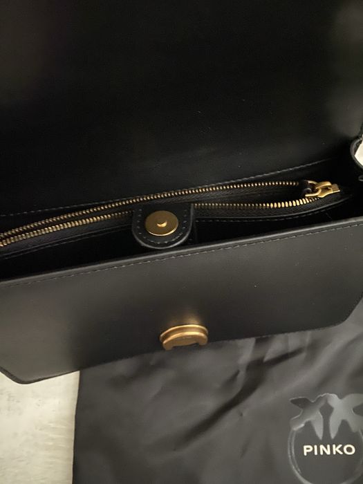 Нова сумка італійського бренду Pinko