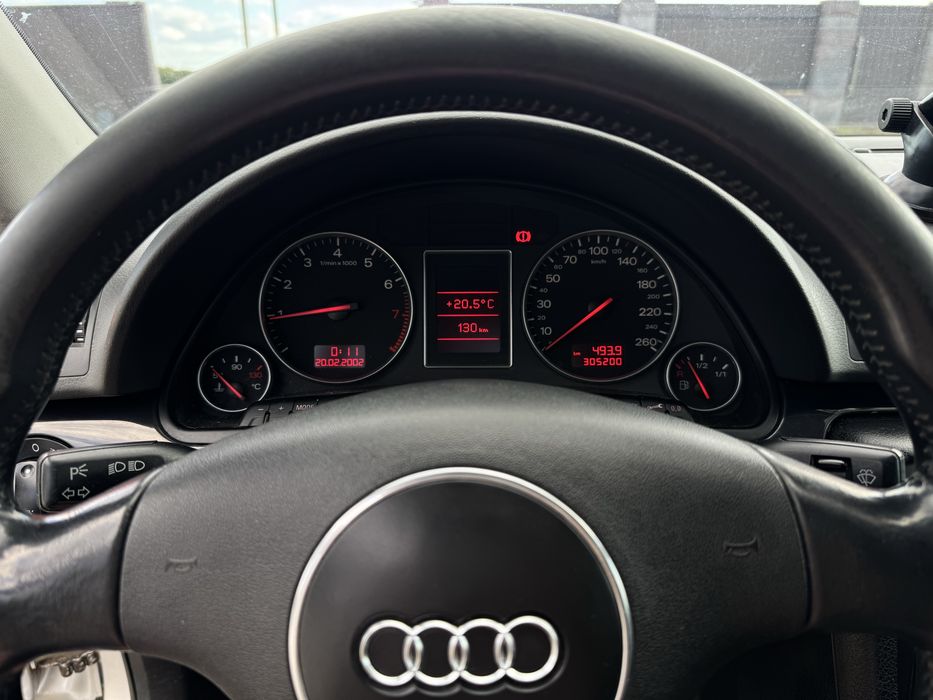 AUDI A4 B6 2.0 AT