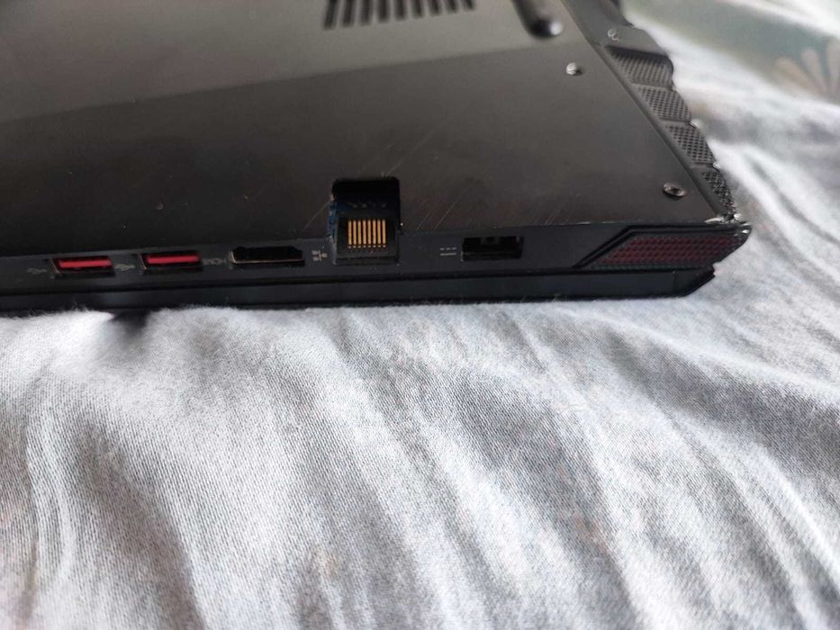 Lenovo Y70-70 на запчастини