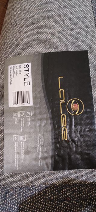 Tapete sala sem marcas de uso