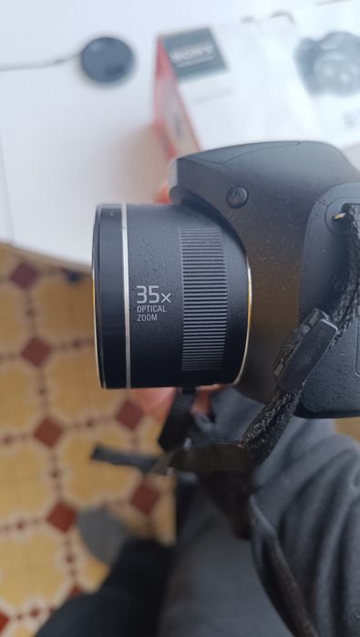 Máquina fotográfica Sony H300 20.1mpx zoom óptico 35x video hd complet