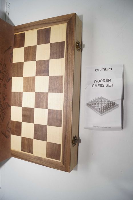 1256 Szachy drewniane magnetyczne OUNUO TS001