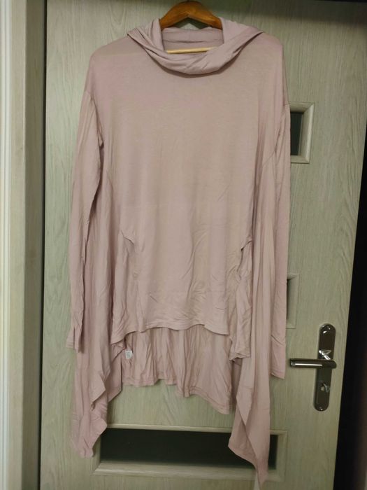 Tunika z otworem na kciuk