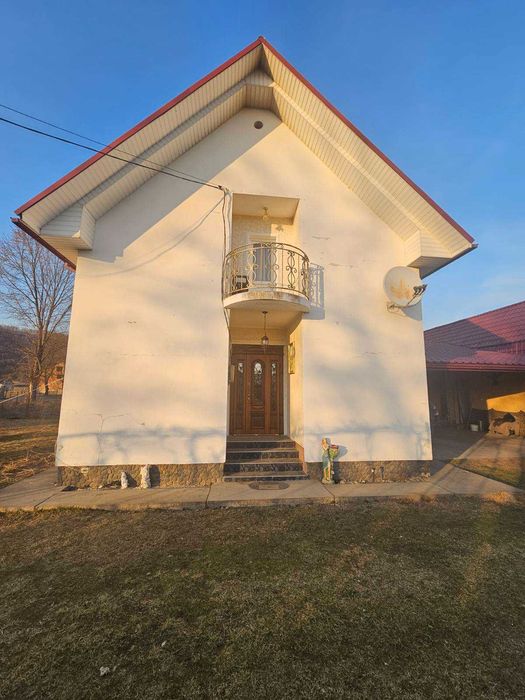 Довгострокова оренда приватного будинку