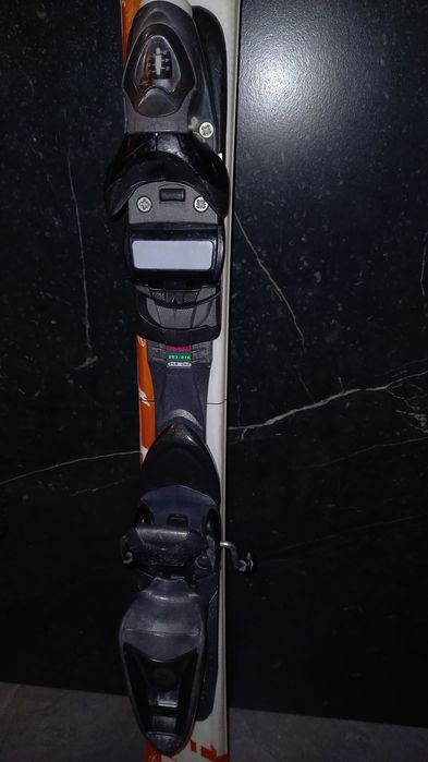 Narty rosignol radical juniorskie 130 cm. Stan bardzo dobry