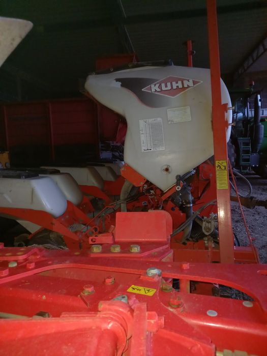 Kuhn maxima 2 TS