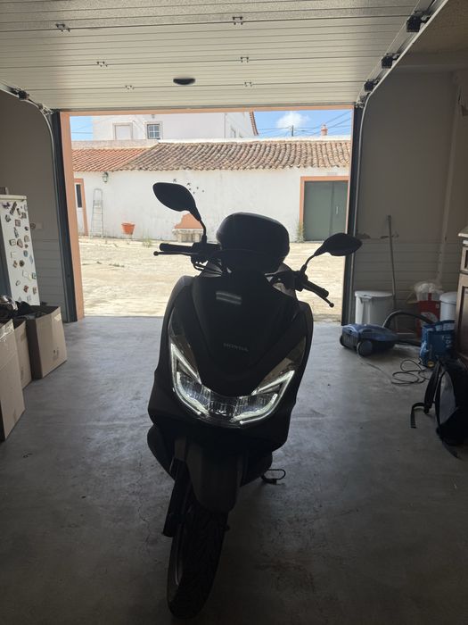 Honda PCX 125 + extras