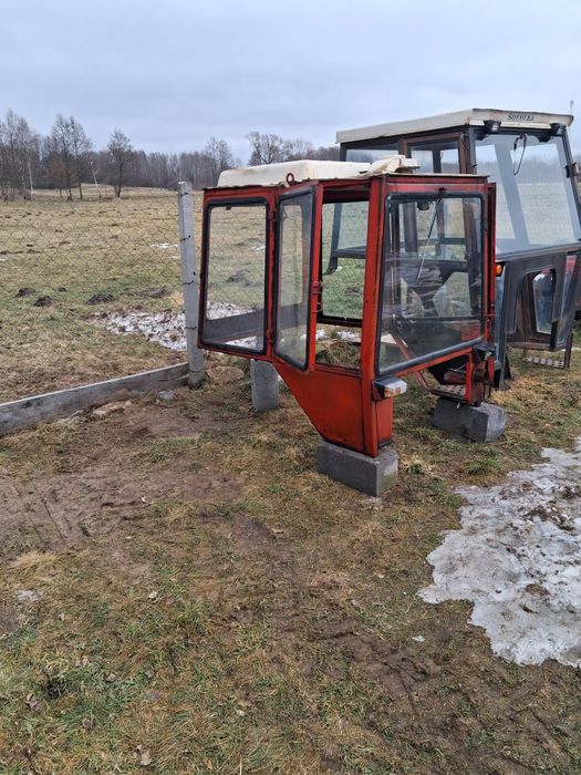 Kabina do c360 i 330 do T 25  ciągnika  Firmy. Naglak Sokółka Polecam
