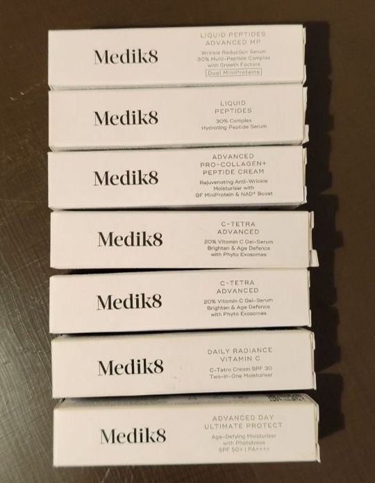 Мініатюри крем Medik8 serum