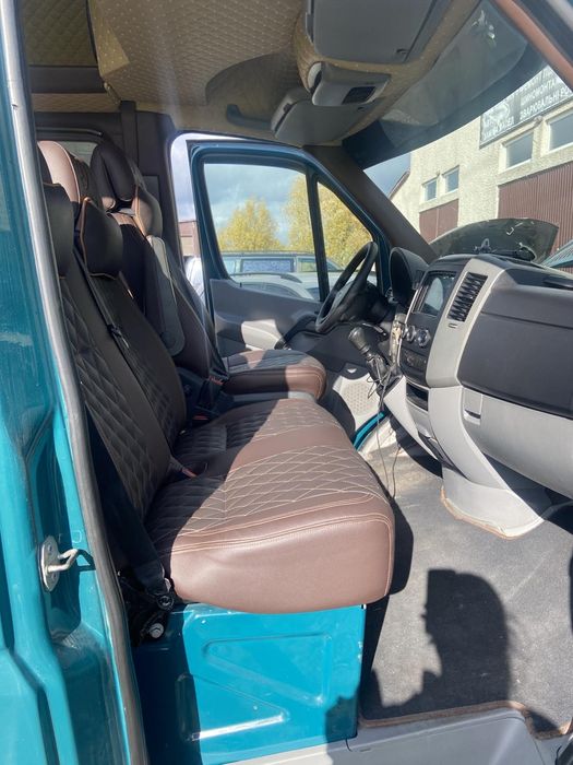 Пасажирські перевезення до Європи Трансфер до айропортів