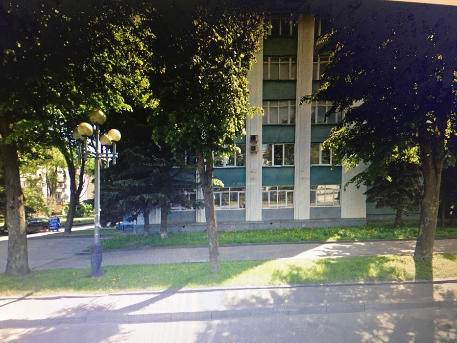 Нежитлові приміщення 244,8 м2, Рівне, вул. Кавказька, 5